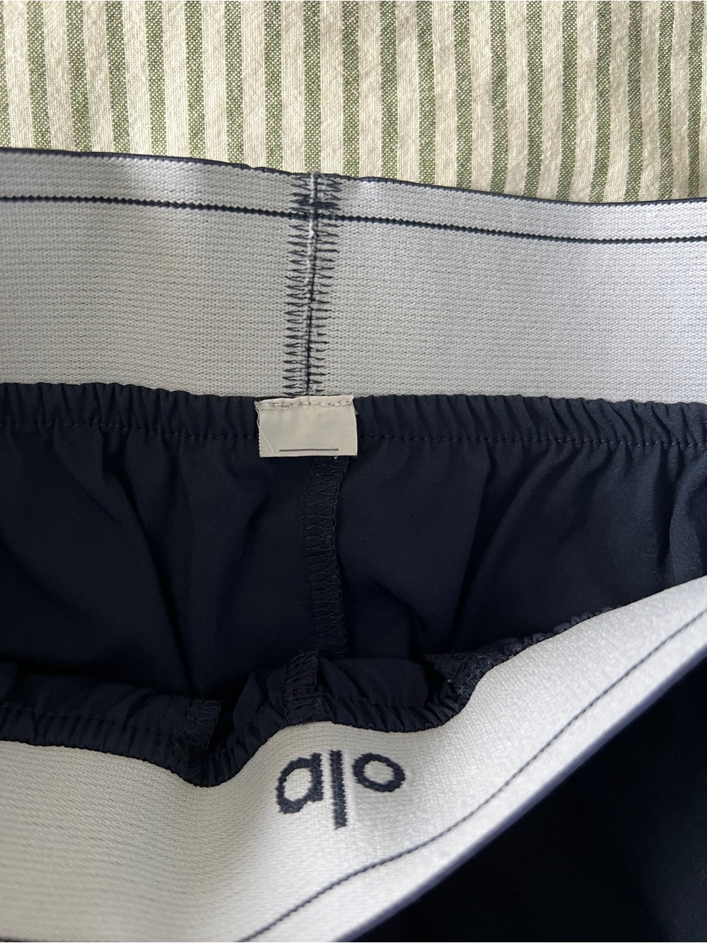 ALO Yoga Suit Up Trouser - Picture 10 of 14
